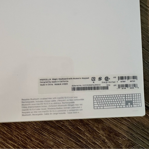 Apple Magic Keyboard - Picture 3 of 3